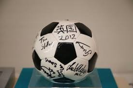 享受退役生活！阿扎尔社媒晒与弟弟打高尔夫照片